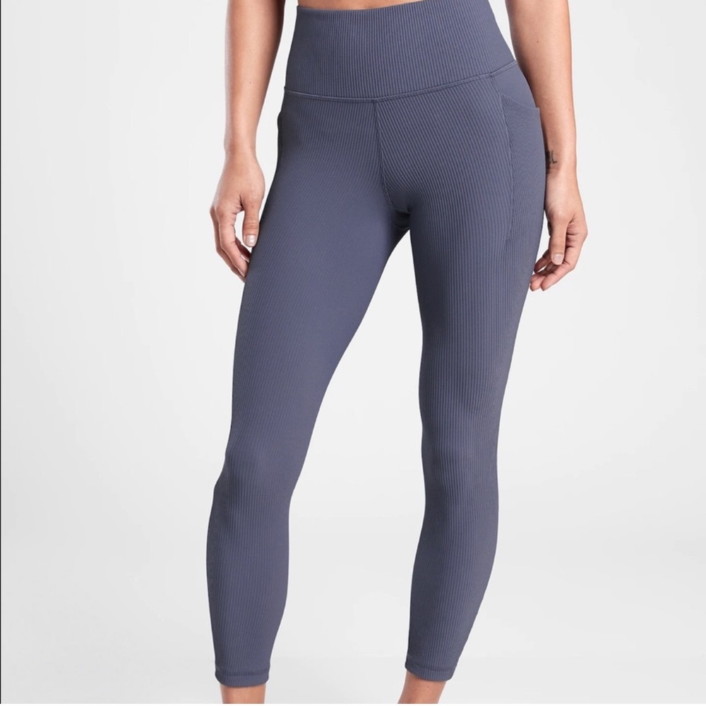 NWT Athleta Salutation Stash Pocket II Rib 7/8 Tight || Medieval Violet
